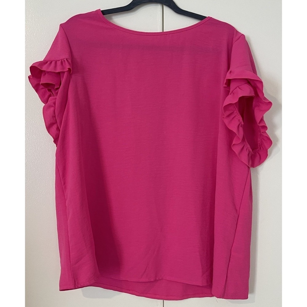 Hot pink flowy blouse with tiered ruffle sleeves size XL